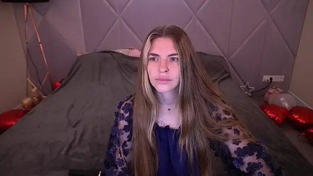 Snapshot of DanielaReign chatting on March 2026 06:42:01 AM DanielaReign online show from March 2026 06:42:01 AM