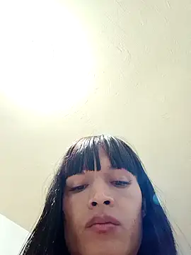 Snapshot of PaulinaLondra2 chatting on November 2025 01:48:02 AM PaulinaLondra2 online show from November 2025 01:48:02 AM