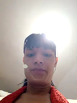 Snapshot of PaulinaLondra2 chatting on November 2025 12:22:01 AM PaulinaLondra2 online show from November 2025 12:22:01 AM