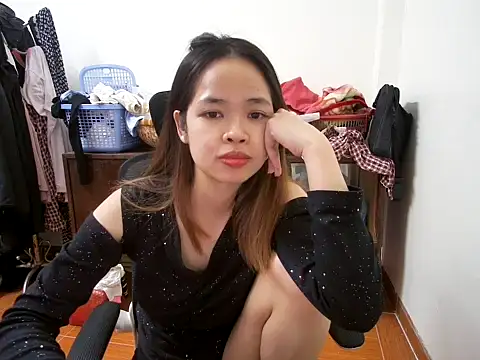 Snapshot of ---Lusi03--- chatting on December 2025 03:35:02 AM ---Lusi03--- online show from December 2025 03:35:02 AM