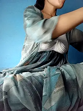 Saniya76 online show from November 2025 04:07:02 PM