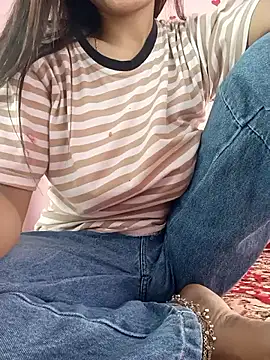 Saniya76 online show from May 2026 04:56:02 PM