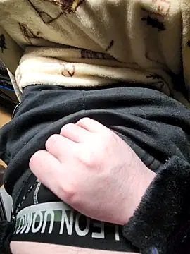 yuyuyu23565 online show from November 2025 12:38:01 PM