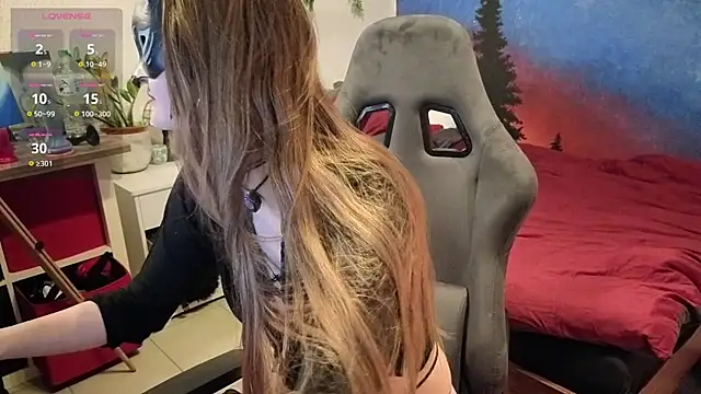 ScarletKitsunyaa online show from March 2026 02:11:02 PM