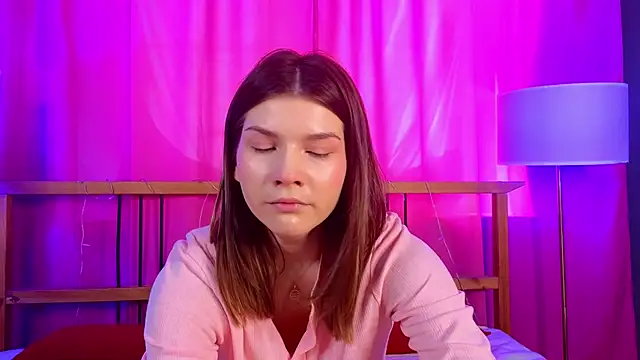 Snapshot of WilmaJohnson chatting on March 2026 06:39:01 AM WilmaJohnson online show from March 2026 06:39:01 AM