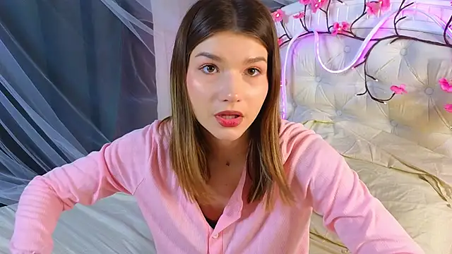 Snapshot of WilmaJohnson chatting on March 2026 07:14:02 AM WilmaJohnson online show from March 2026 07:14:02 AM