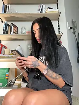 VickyM99 online show from March 2026 03:17:01 PM