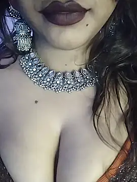 SEXYY TRANSY WITH GIRL online show from February 2026 08:57:02 PM