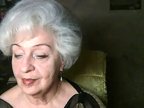 ValeriaKroww online show from June 2026 07:04:02 PM