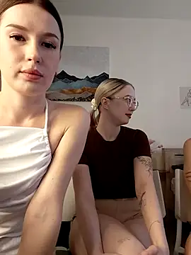 MelissaPinkiss online show from January 2026 11:25:01 AM