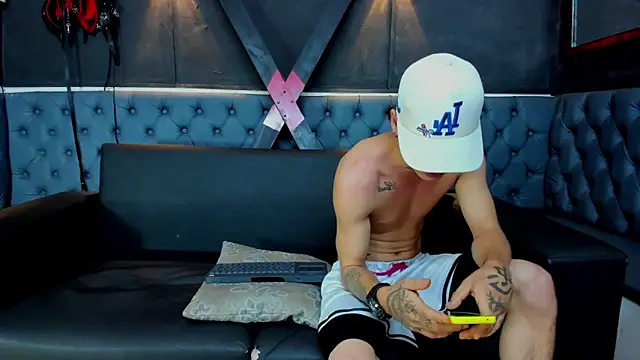 Kevinperlas online show from November 2025 03:50:01 AM