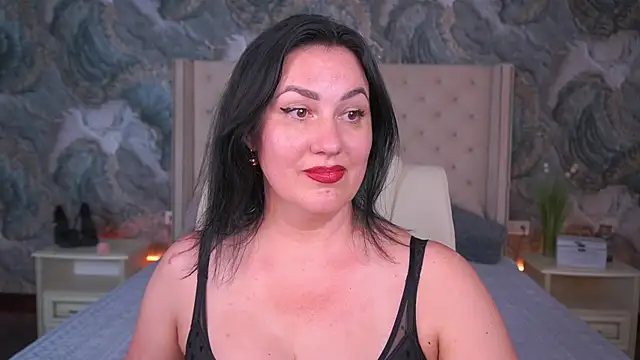 VelvetLuck online show from June 2026 01:10:01 AM