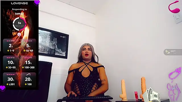 Snapshot of Alice_brandom chatting on November 2025 07:26:01 PM Alice brandom online show from November 2025 07:26:01 PM