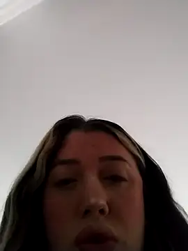 Valery 77 online show from May 2026 03:19:01 PM