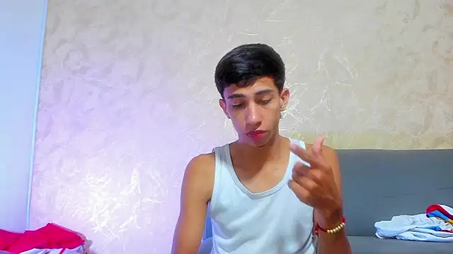 Snapshot of lucian_davii chatting on November 2025 12:31:02 PM lucian davii online show from November 2025 12:31:02 PM