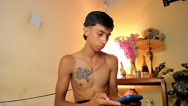 Snapshot of lucian_davii chatting on December 2025 05:55:02 PM lucian davii online show from December 2025 05:55:02 PM