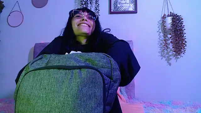 Snapshot of valkiry_ chatting on March 2026 09:11:01 PM valkiry online show from March 2026 09:11:01 PM