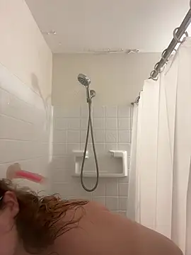 FreakyDreama online show from May 2026 02:44:01 PM