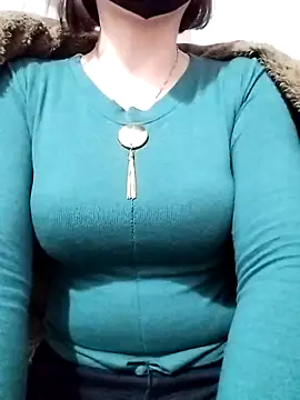 Niramiu online show from November 2025 01:39:02 AM