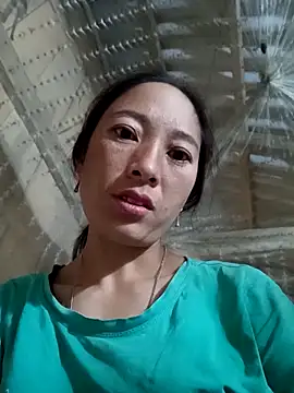 Snapshot of oanh-oanhbay chatting on November 2025 09:48:02 PM oanh-oanhbay online show from November 2025 09:48:02 PM