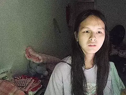 RebelAura online show from June 2026 12:33:02 AM
