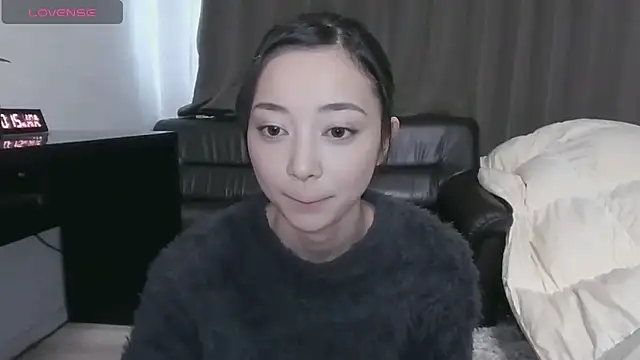 --Hina-- online show from February 2026 01:16:02 AM