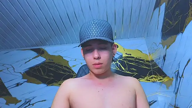 Suarezz10  online show from November 2025 11:36:02 AM