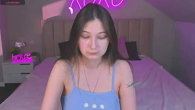 Ella Burns online show from April 2026 01:14:01 AM
