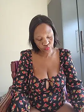 Mommy Sienna online show from June 2026 10:25:02 AM