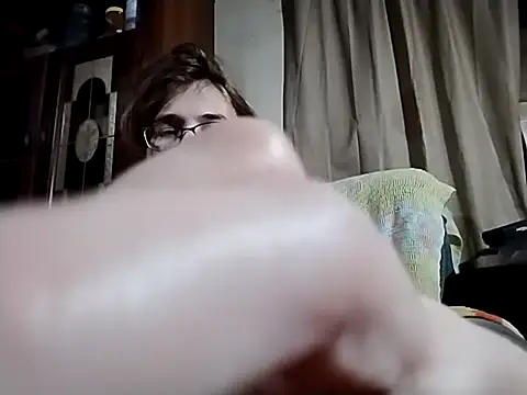 Snapshot of Harley_and_The_Joker chatting on November 2025 12:32:02 AM Harley and The Joker online show from November 2025 12:32:02 AM