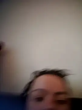 Leacouturierrr online show from November 2025 09:19:02 AM