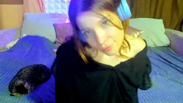 Eva purrr  online show from April 2026 01:42:02 AM