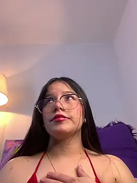 violettabond online show from April 2026 06:25:01 PM