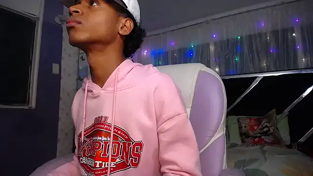 Santy bigcock 01 online show from April 2026 12:46:01 AM
