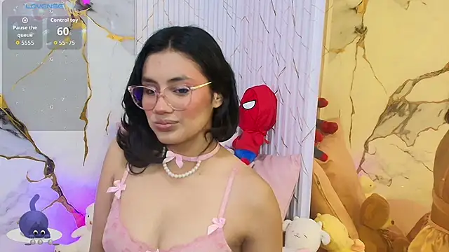PEACHY TAY online show from May 2026 12:01:02 PM