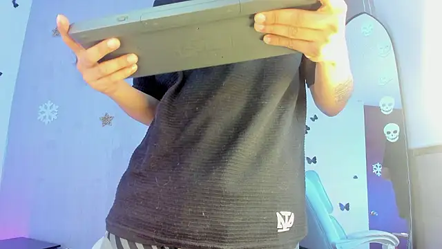 CyrusAndGrase online show from February 2026 11:53:02 PM