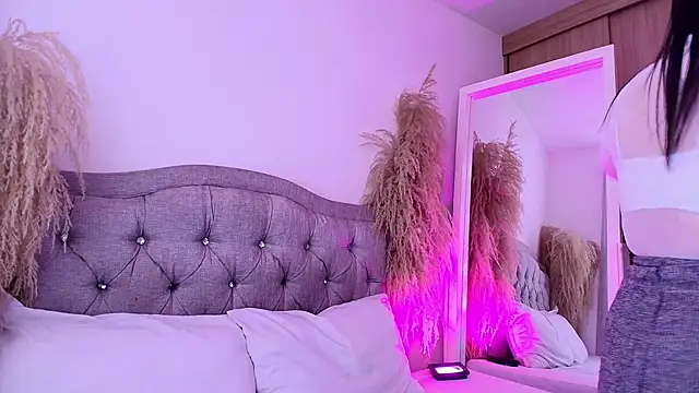 Snapshot of annie__20 chatting on March 2026 05:07:02 PM annie 20 online show from March 2026 05:07:02 PM