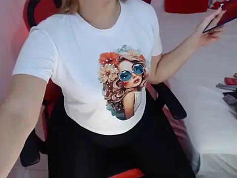 lesly 36 online show from February 2026 01:16:02 PM