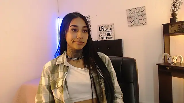 lyam ebony  online show from February 2026 07:52:01 PM