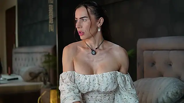 Snapshot of CelineHeaven chatting on July 2026 06:54:02 PM CelineHeaven online show from July 2026 06:54:02 PM