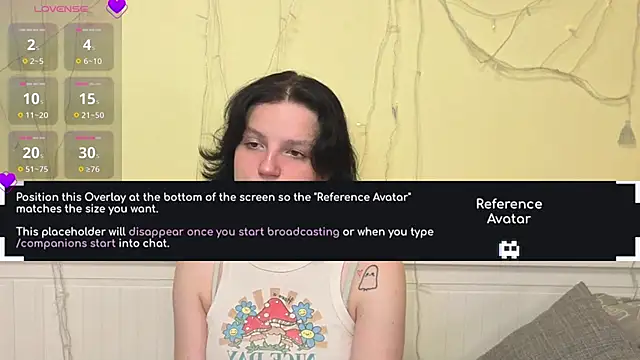 Snapshot of LatinaHuguenin chatting on December 2025 07:02:02 AM LatinaHuguenin online show from December 2025 07:02:02 AM