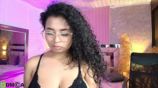 Snapshot of griselle_rousse chatting on March 2026 10:38:01 PM griselle rousse online show from March 2026 10:38:01 PM