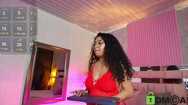 Snapshot of griselle_rousse chatting on March 2026 08:03:01 PM griselle rousse online show from March 2026 08:03:01 PM