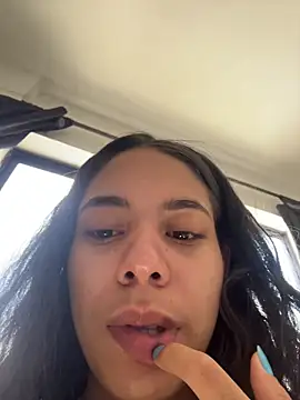 Snapshot of catee_martinez chatting on November 2025 05:13:01 PM catee martinez online show from November 2025 05:13:01 PM