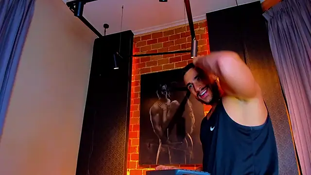 Scottfishcer1 online show from December 2025 07:22:01 PM