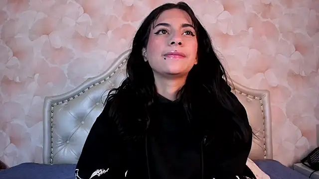 Madhison 5 online show from February 2026 12:43:02 PM