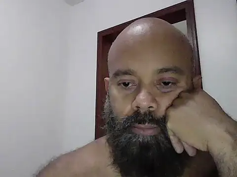 naughtybearbr online show from November 2025 05:29:01 AM