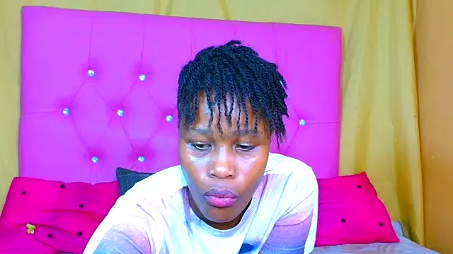 Snapshot of Prettybrowngirl chatting on November 2025 09:25:02 PM Prettybrowngirl online show from November 2025 09:25:02 PM