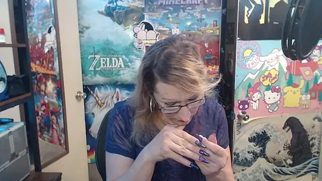 Savanah Banana  online show from November 2025 12:43:01 AM