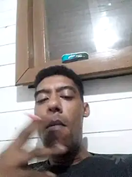 Snapshot of evertonx25 chatting on January 2026 05:01:02 AM evertonx25 online show from January 2026 05:01:02 AM